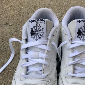 White reebok classic shoes